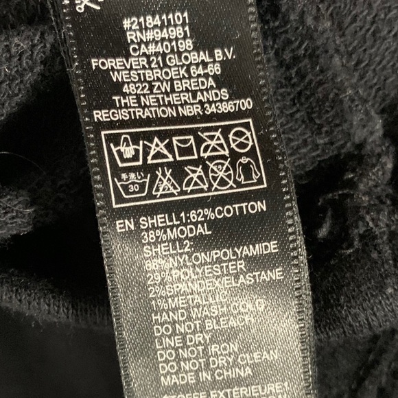 Forever 21 Semi Sheer Lace Long Ragland Sleeved Baseball Tee Scoop Neck Black 🖤 - Picture 5 of 6